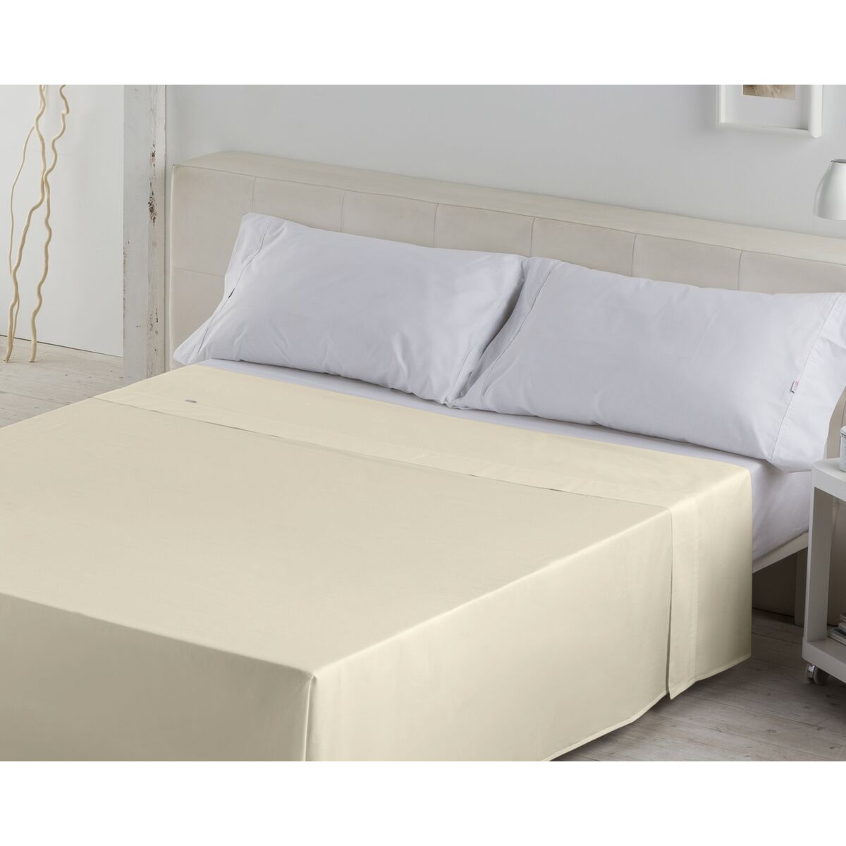 Alexandra House Living Cream Table Top Sheet 190 x 270 cm-2