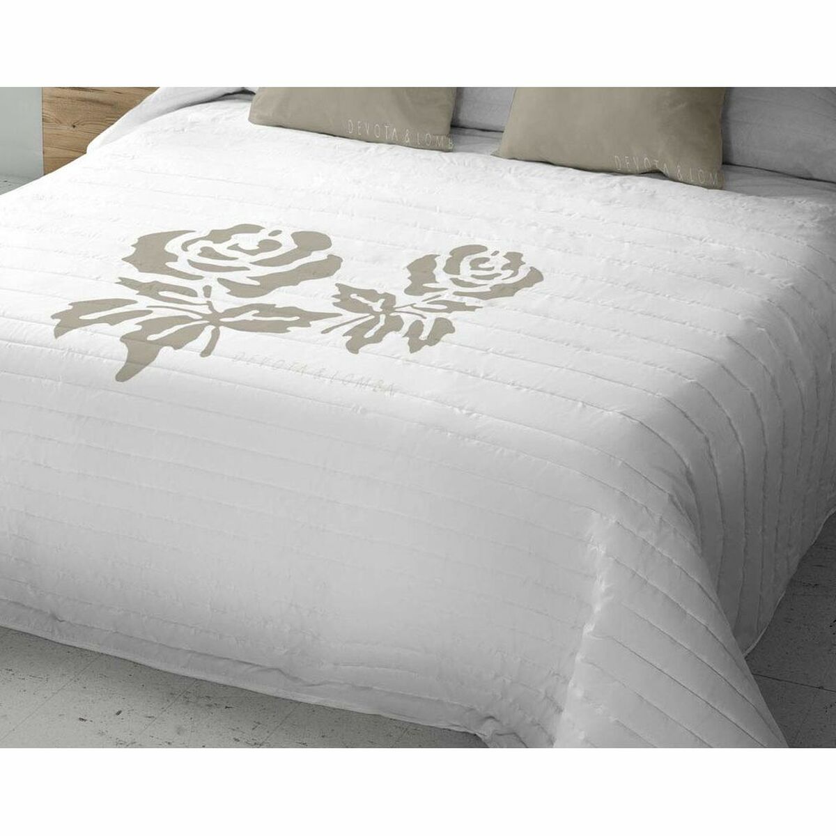 Roses Devota & Lomba bedspread-2