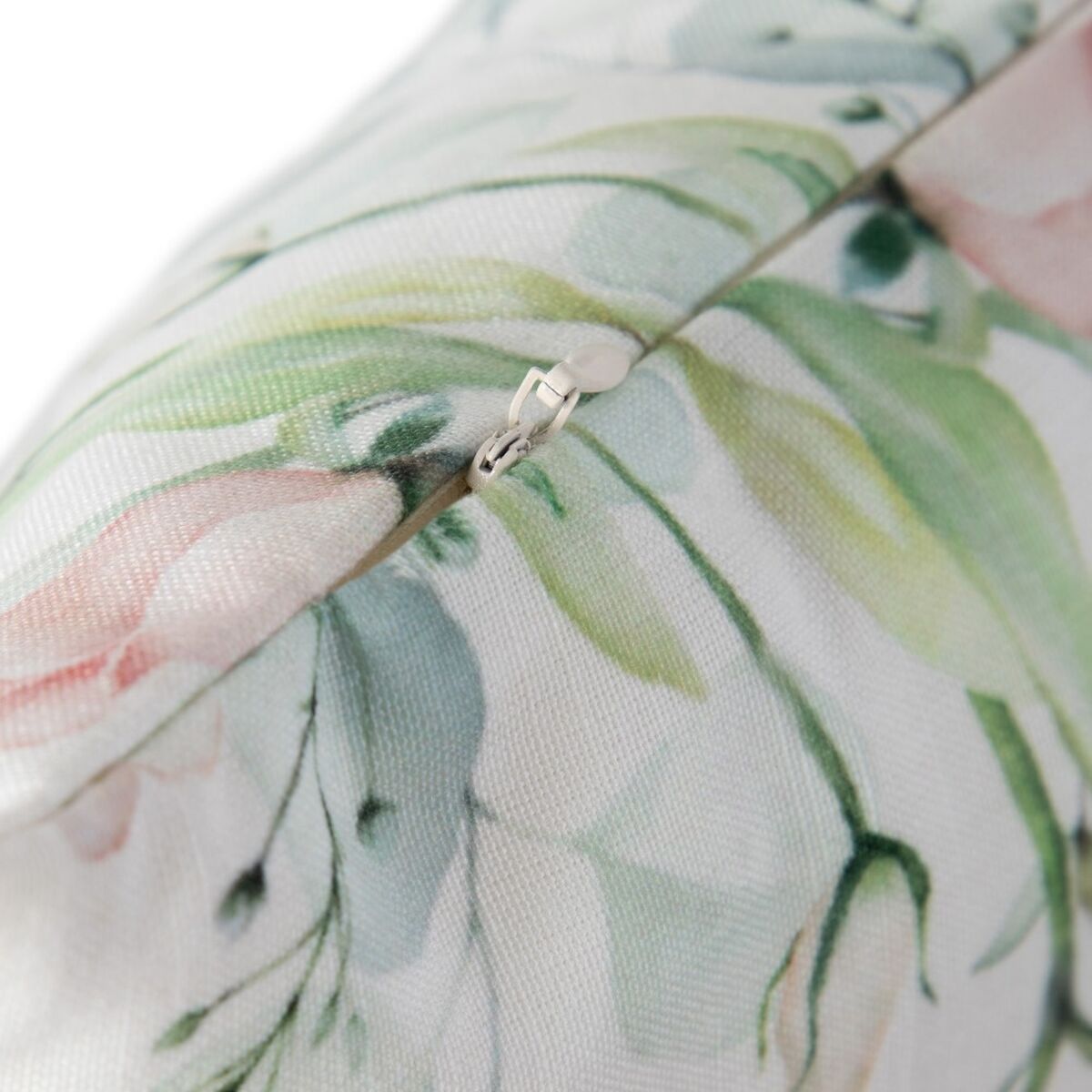 Pillow with roses 50 x 30 cm-4