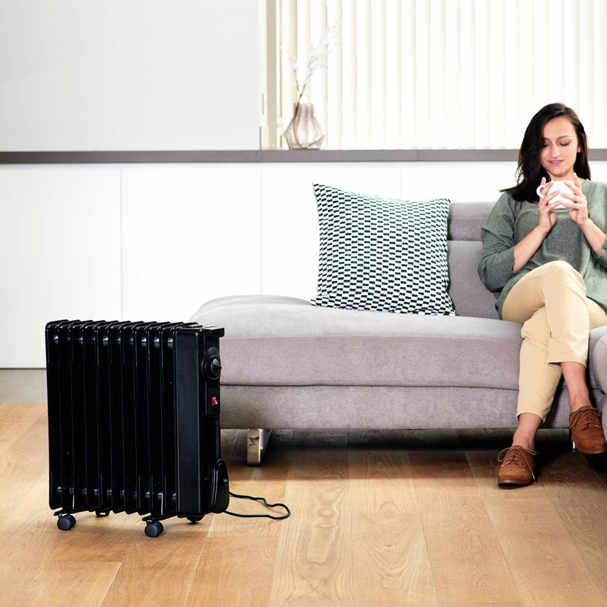 Масляный радиатор (9 секций) Black & Decker BXRA1500E Чёрный 1500 W-7