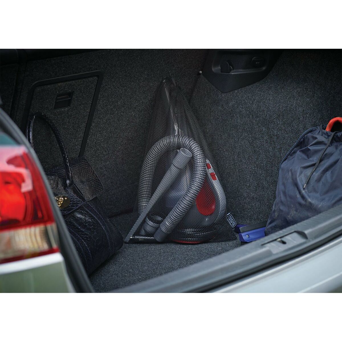 Ручной пылесос Black & Decker ADV1200-3