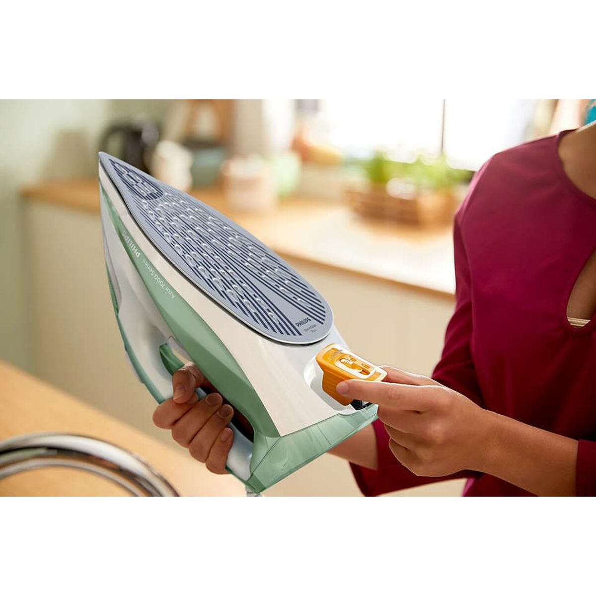 Philips DST7012/70 2600 W steam iron-6