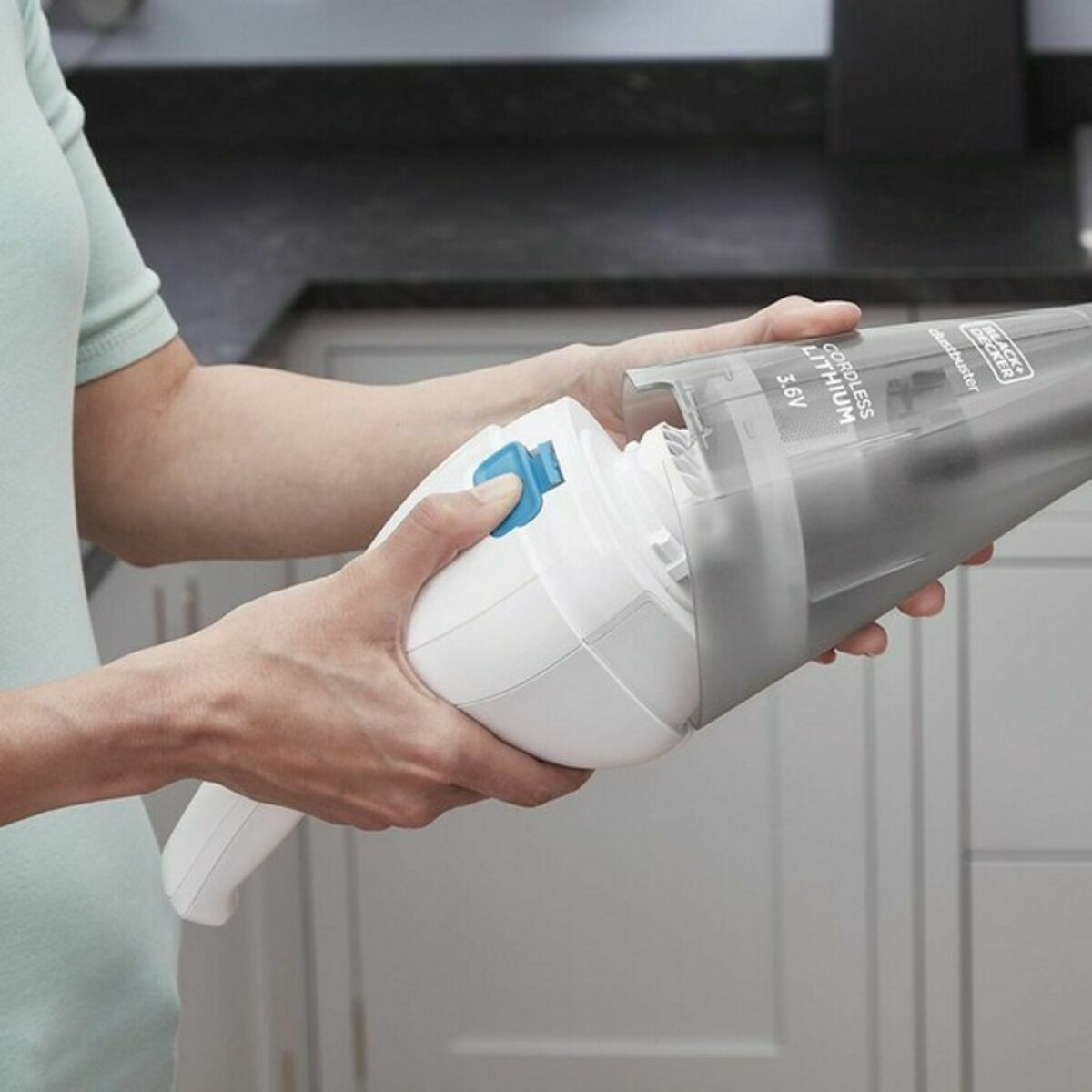 Black & Decker Hand Vacuum Cleaner NVC115JL 0.32 L 7.5 W-3