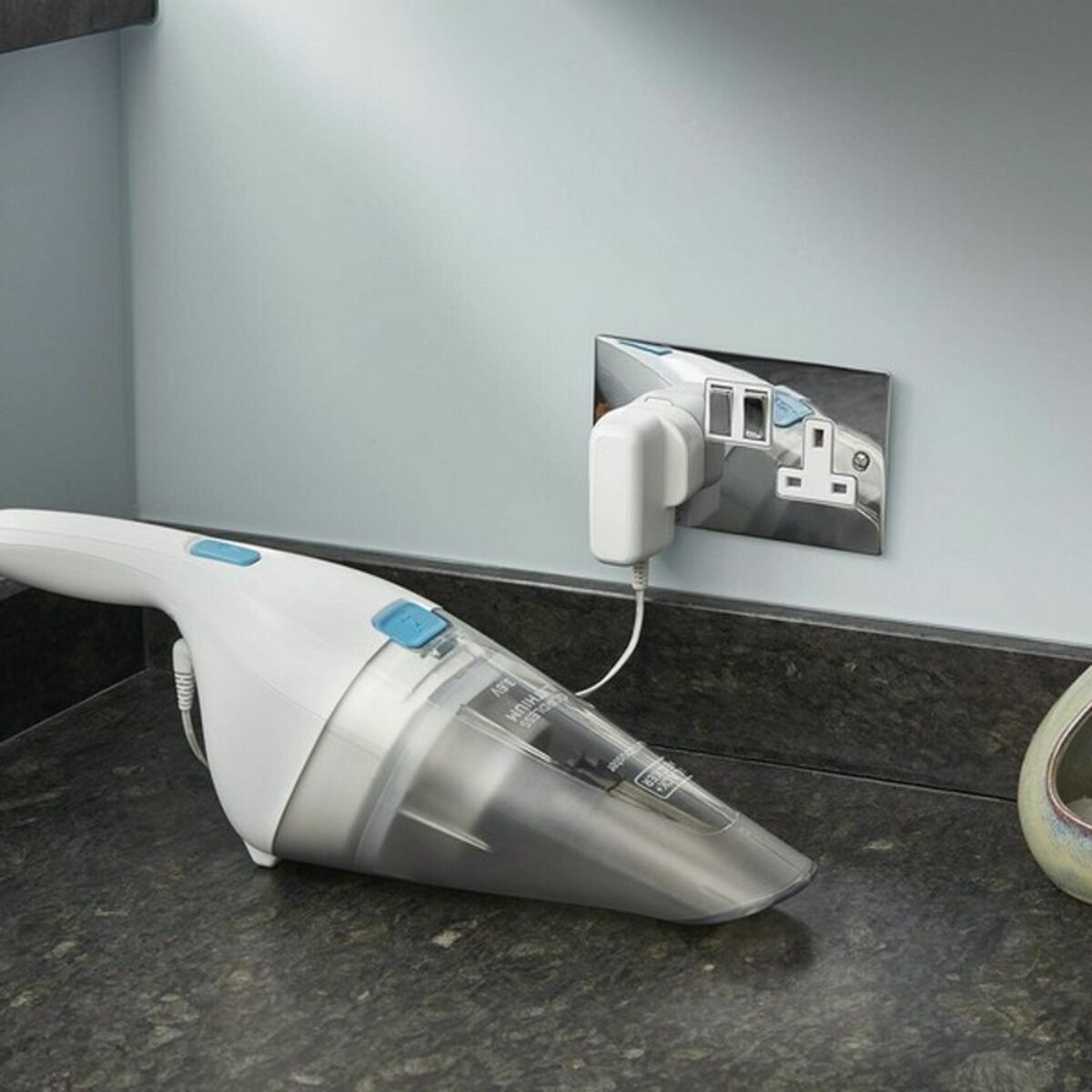 Black & Decker Hand Vacuum Cleaner NVC115JL 0.32 L 7.5 W-4