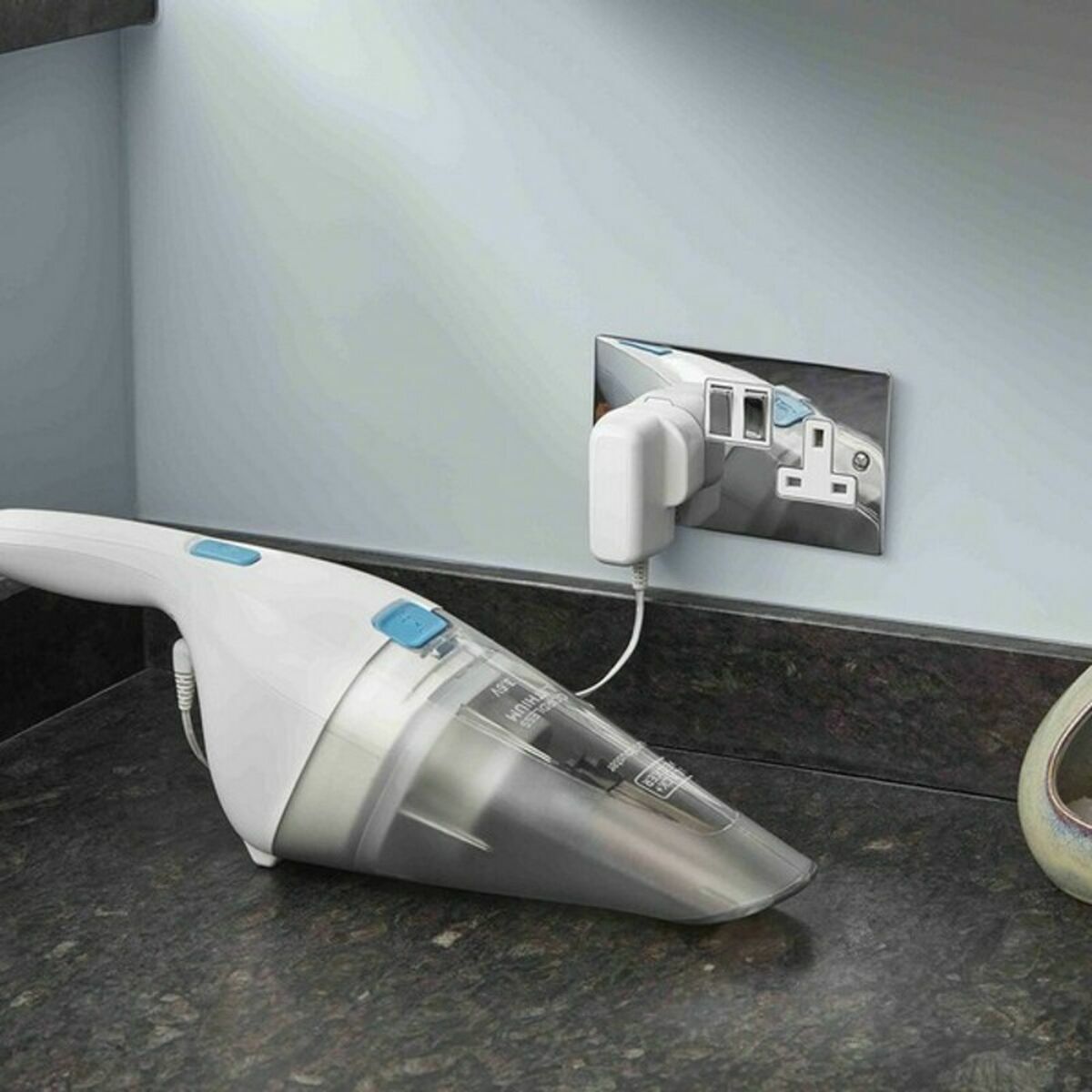 Black & Decker Hand Vacuum Cleaner NVC115JL 0.32 L 7.5 W-6