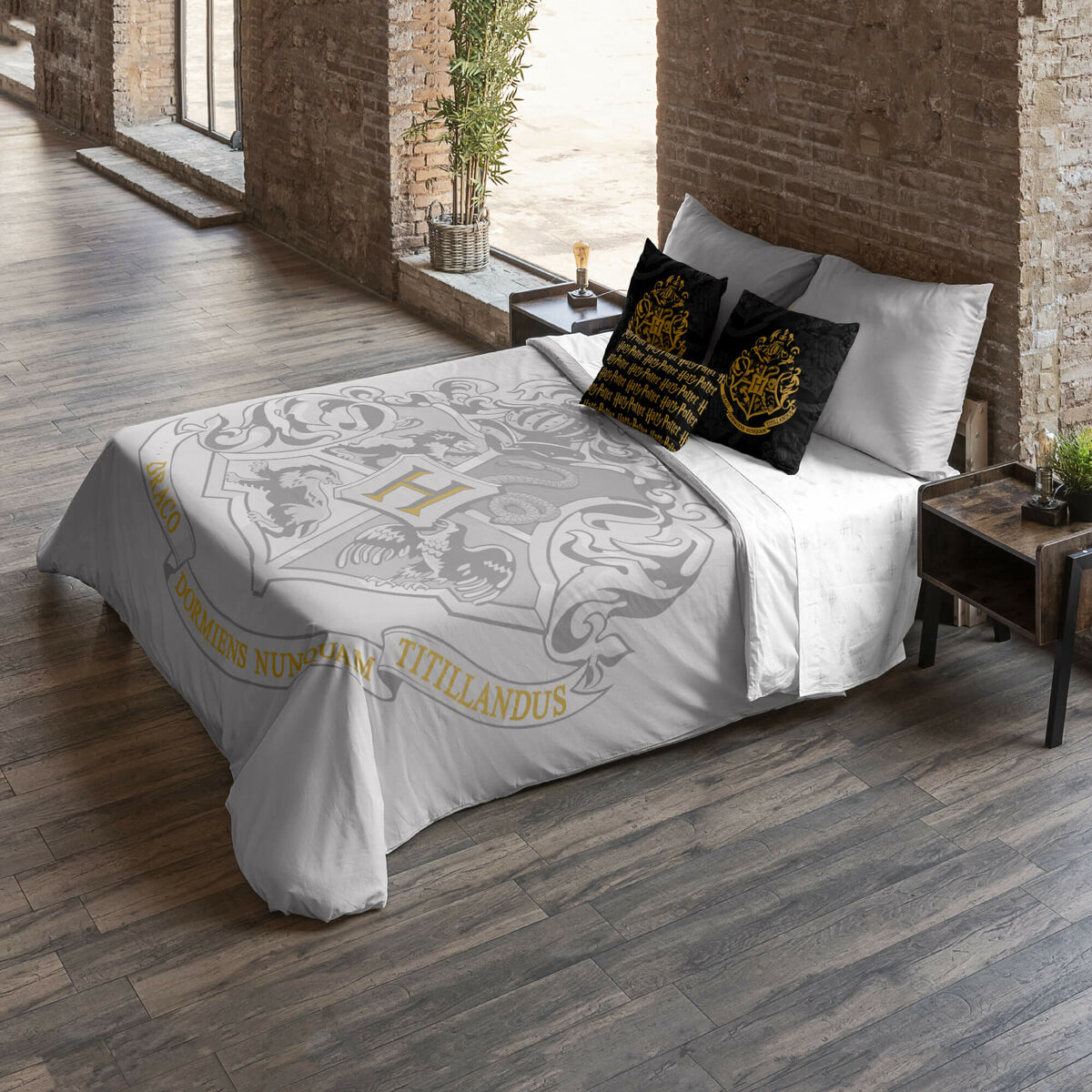 Harry Potter Hogwarts Duvet Cover Grey 240 x 220 cm 150/160 bed-2