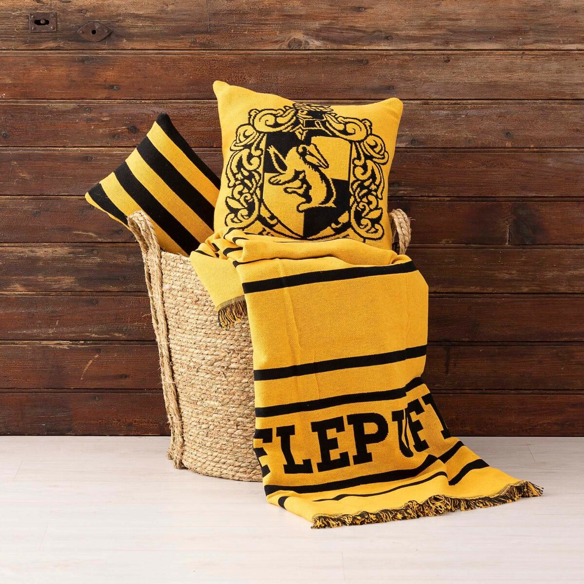 Harry Potter Hufflepuff House Blanket 230 x 260 cm 230 x 2 x 260 cm-3