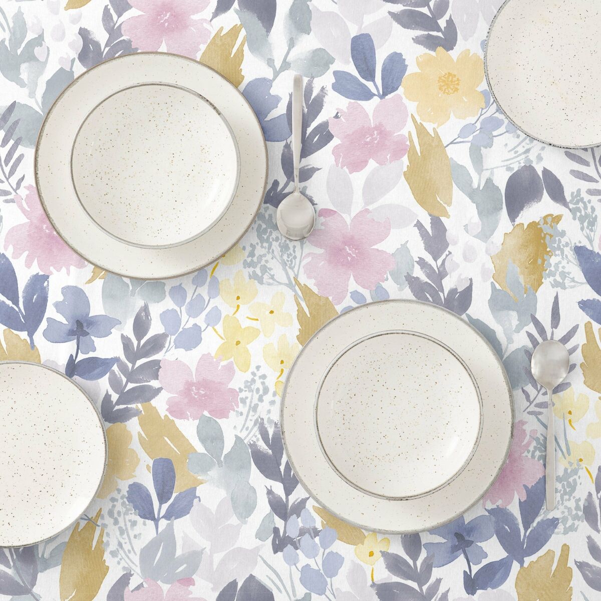 Belum Gisborne 140 x 140 cm stain resistant resin tablecloth-3