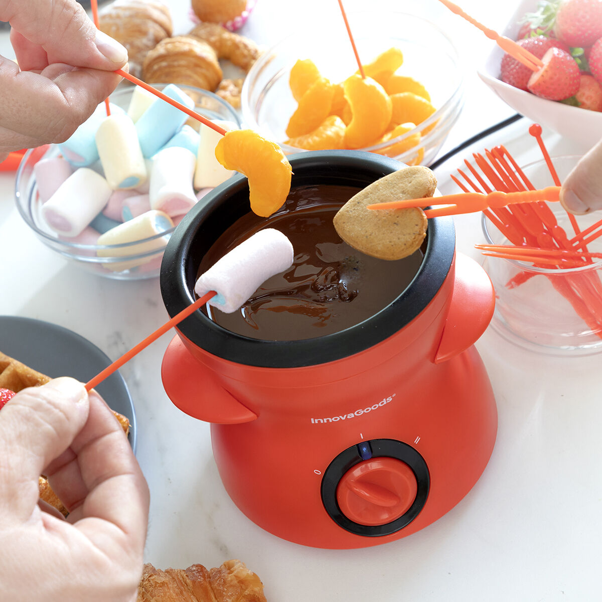 Chocolate fondue with Fonlat InnovaGoods accessories-2