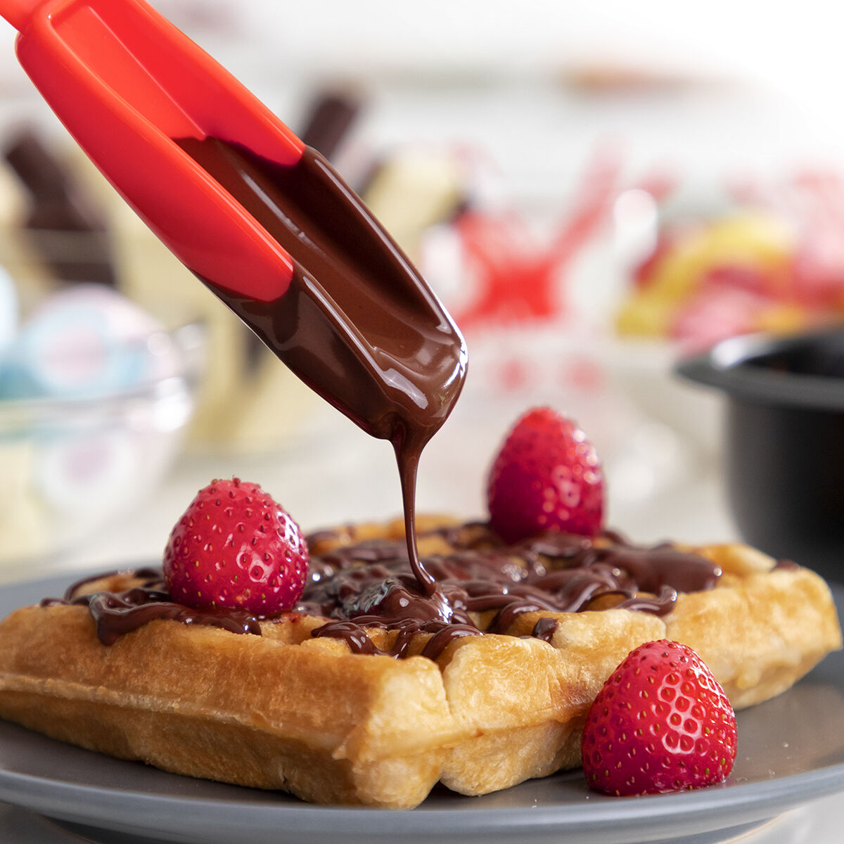 Chocolate fondue with Fonlat InnovaGoods accessories-8