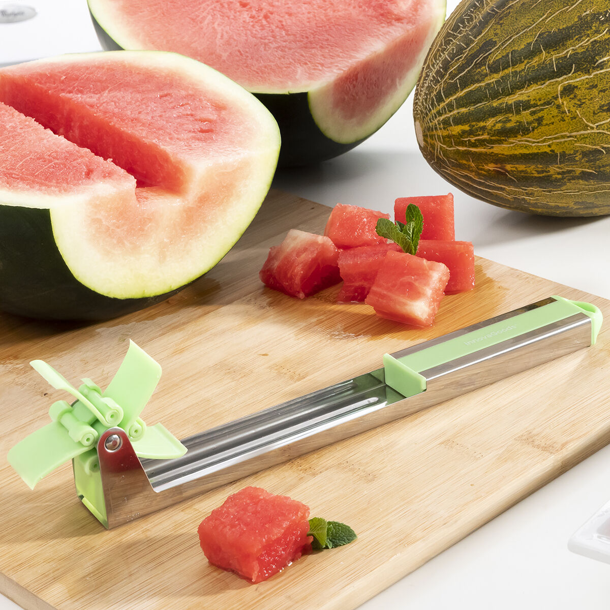 Cutmil InnovaGoods watermelon cutter-2