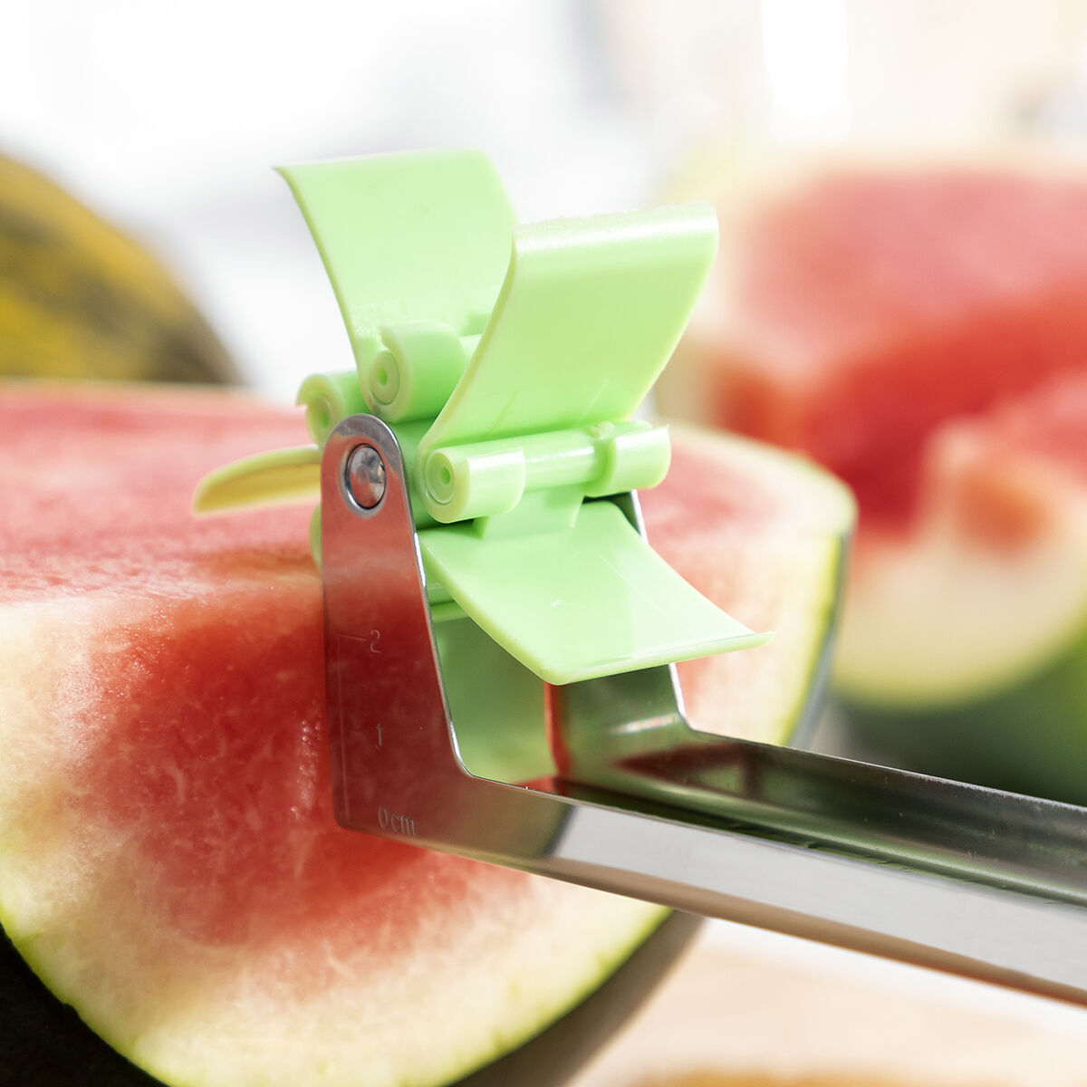 Cutmil InnovaGoods watermelon cutter-3