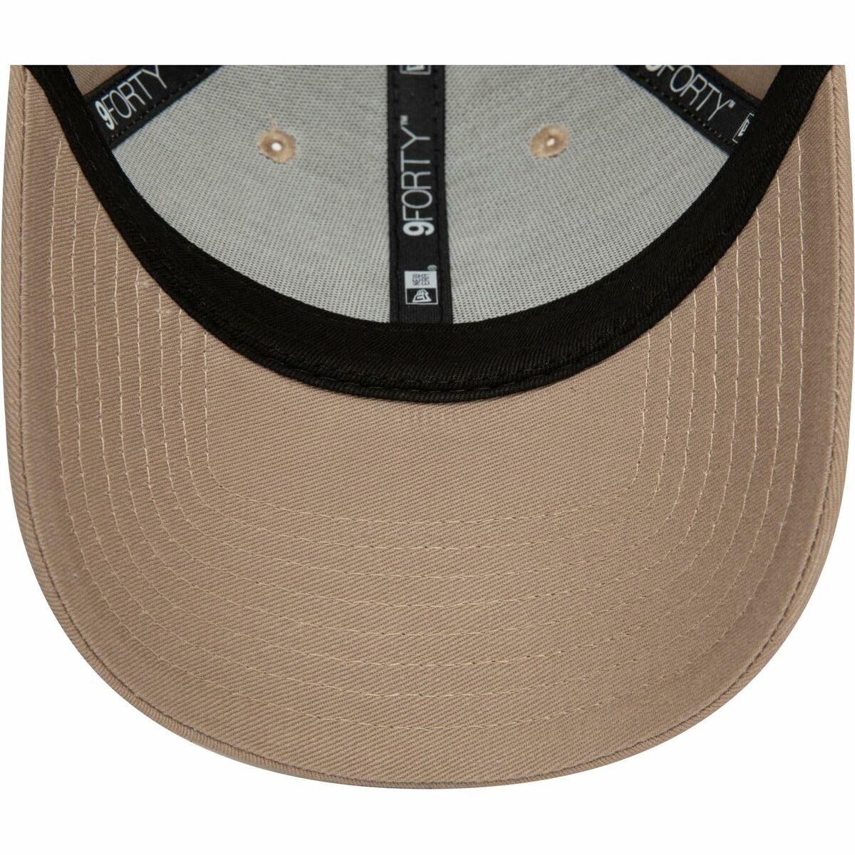 Женская шапка New Era 9FORTY NEYYAN 60435207  Светло-коричневый-3