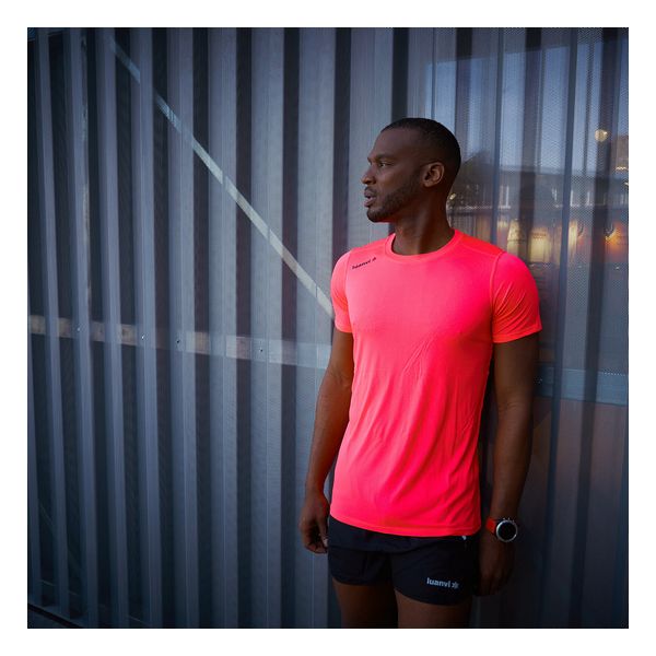 חולצת לואנבי נוקאוט גאמה עם שרוול קצר-2