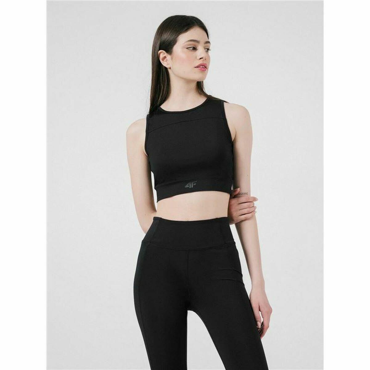 Женский спортивный топ 4F Functional TSDF015 Чёрный-3