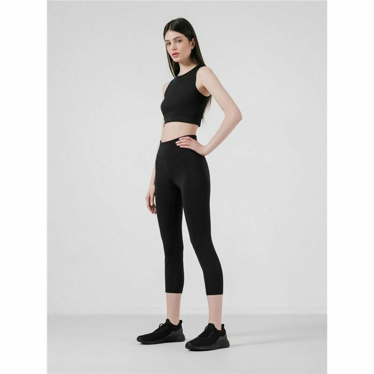 Женский спортивный топ 4F Functional TSDF015 Чёрный-5