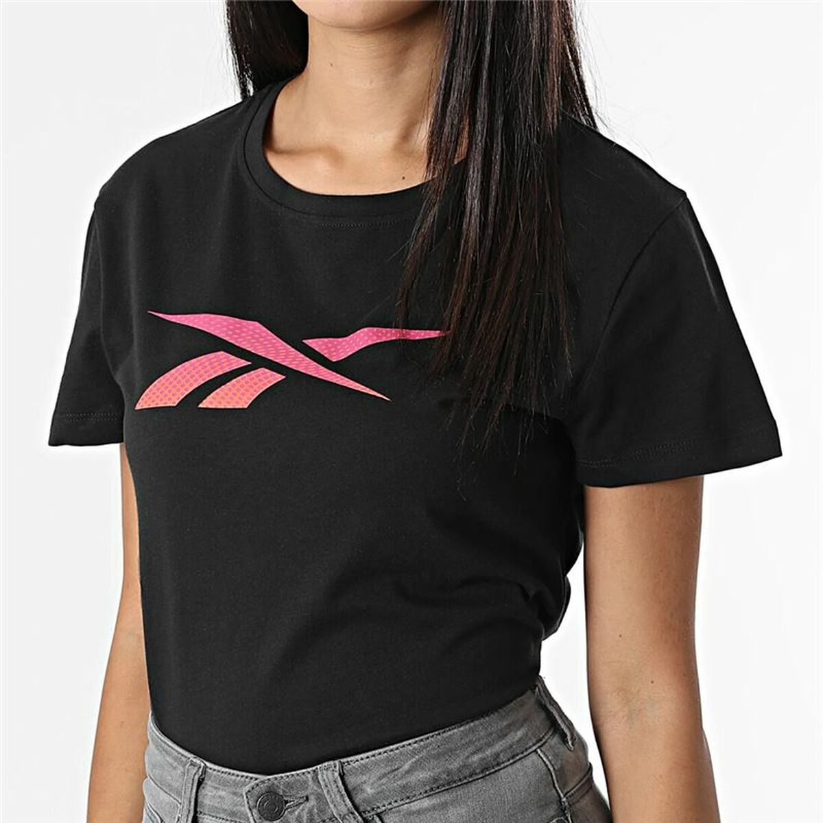 短袖女子Reebok Vector Graphic Black T恤-3