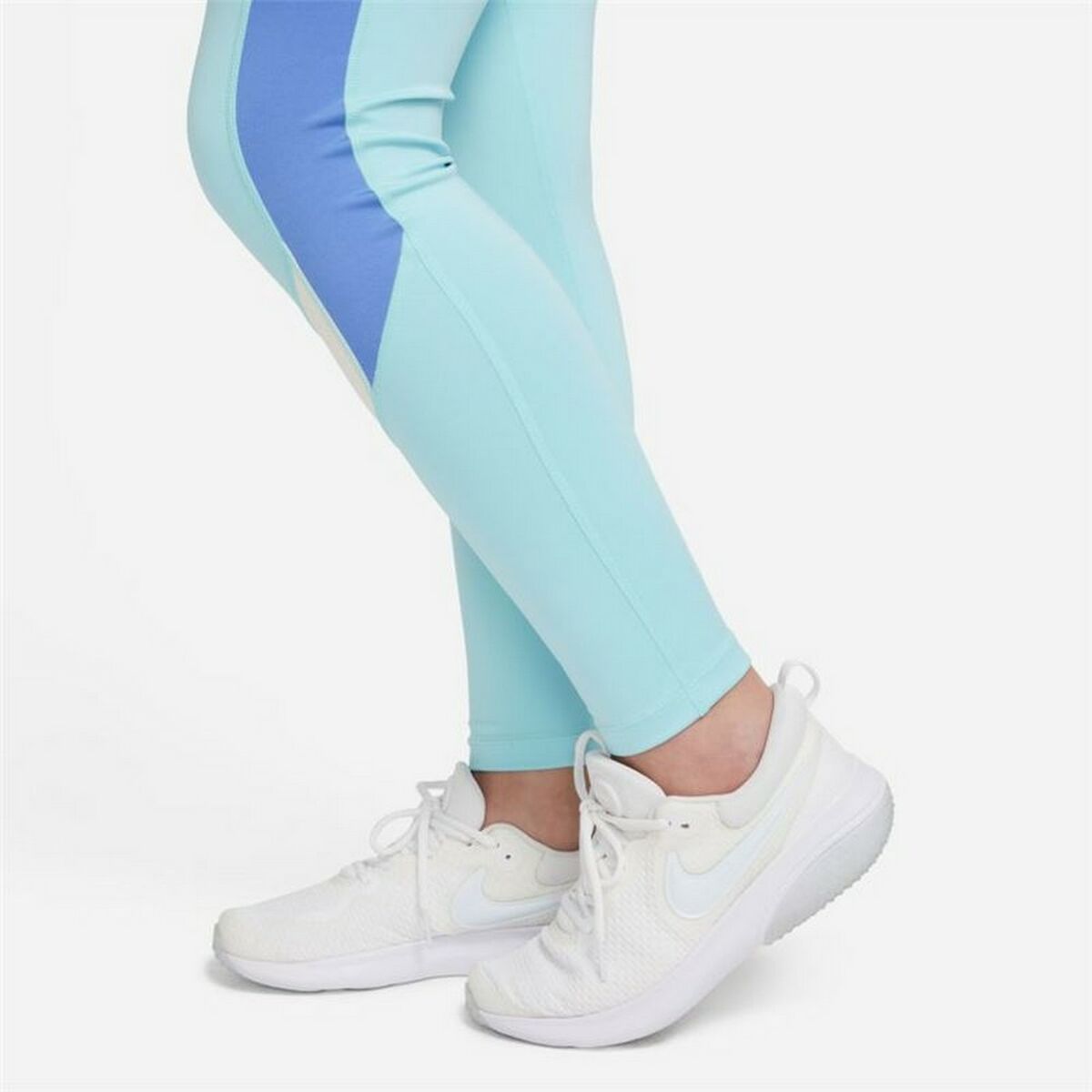 Nike Dri-FIT One Kadın Spor Tayt Aquamarine-3