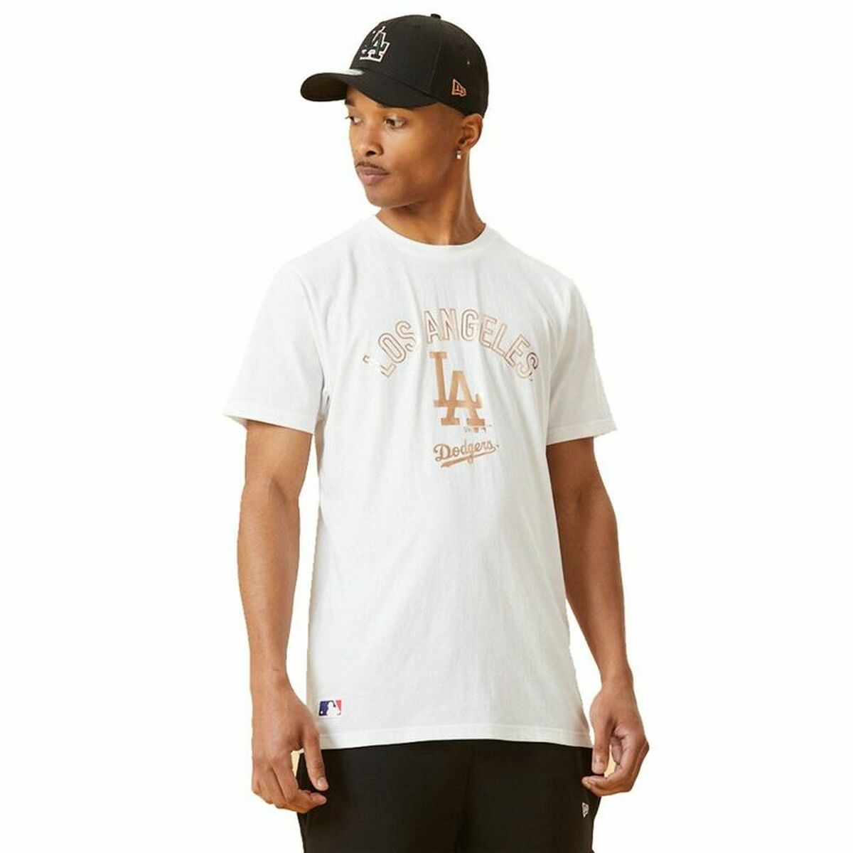 Men's New Era MLB Metallic Grapich Print Dodger T-Shirt White-2