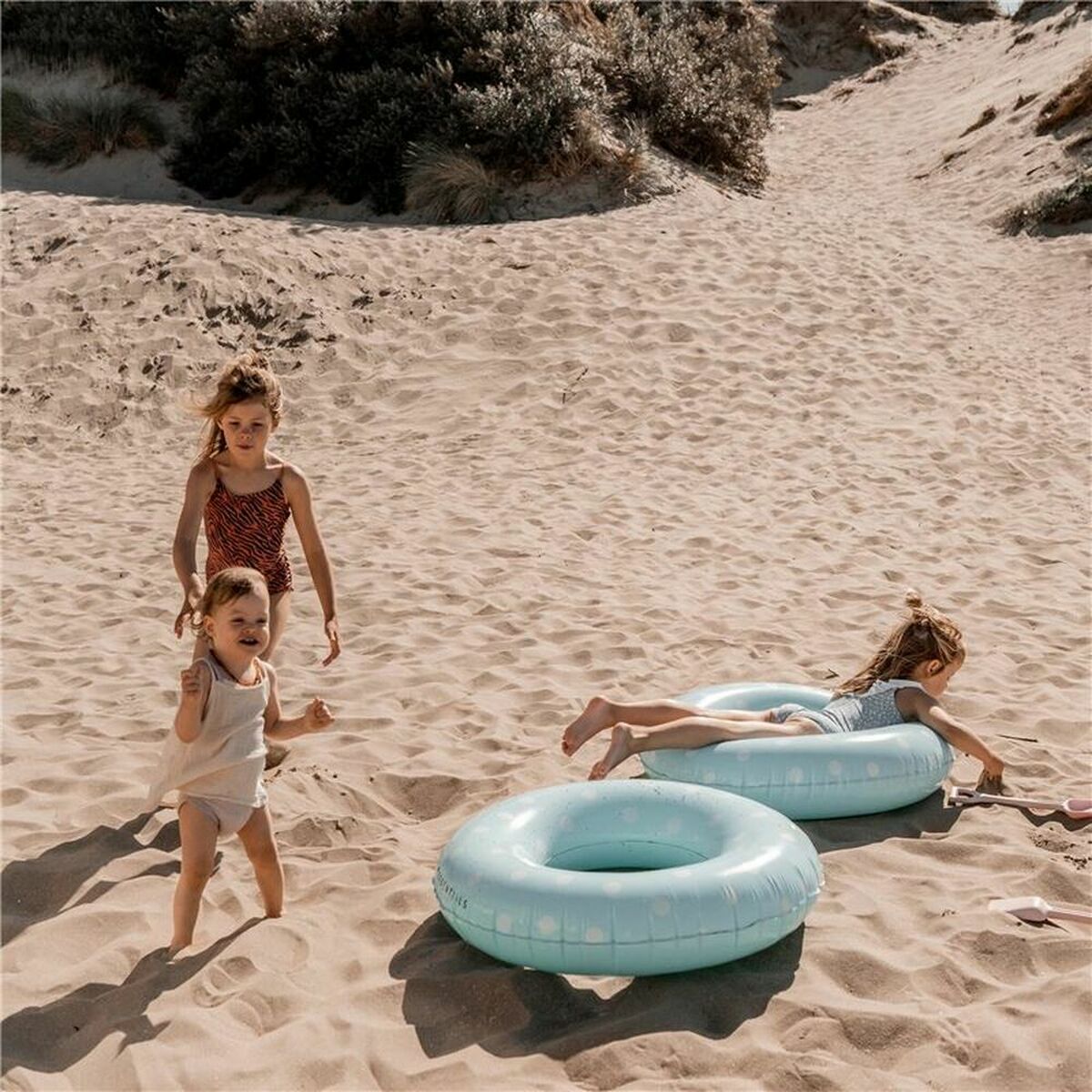 Надувной круг Swim Essentials Dots-6