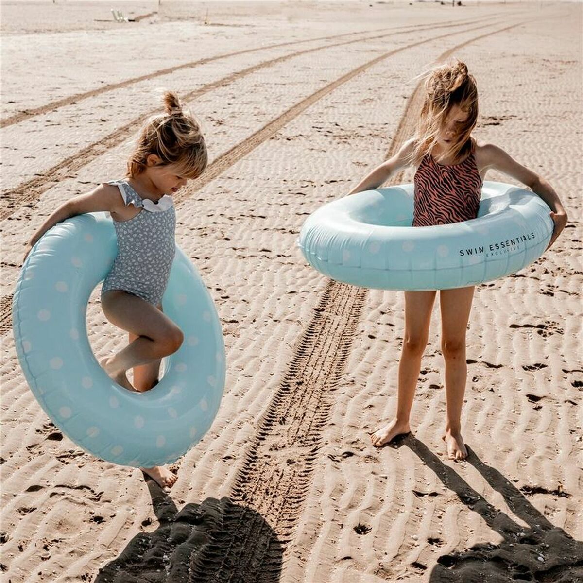Надувной круг Swim Essentials Dots-7