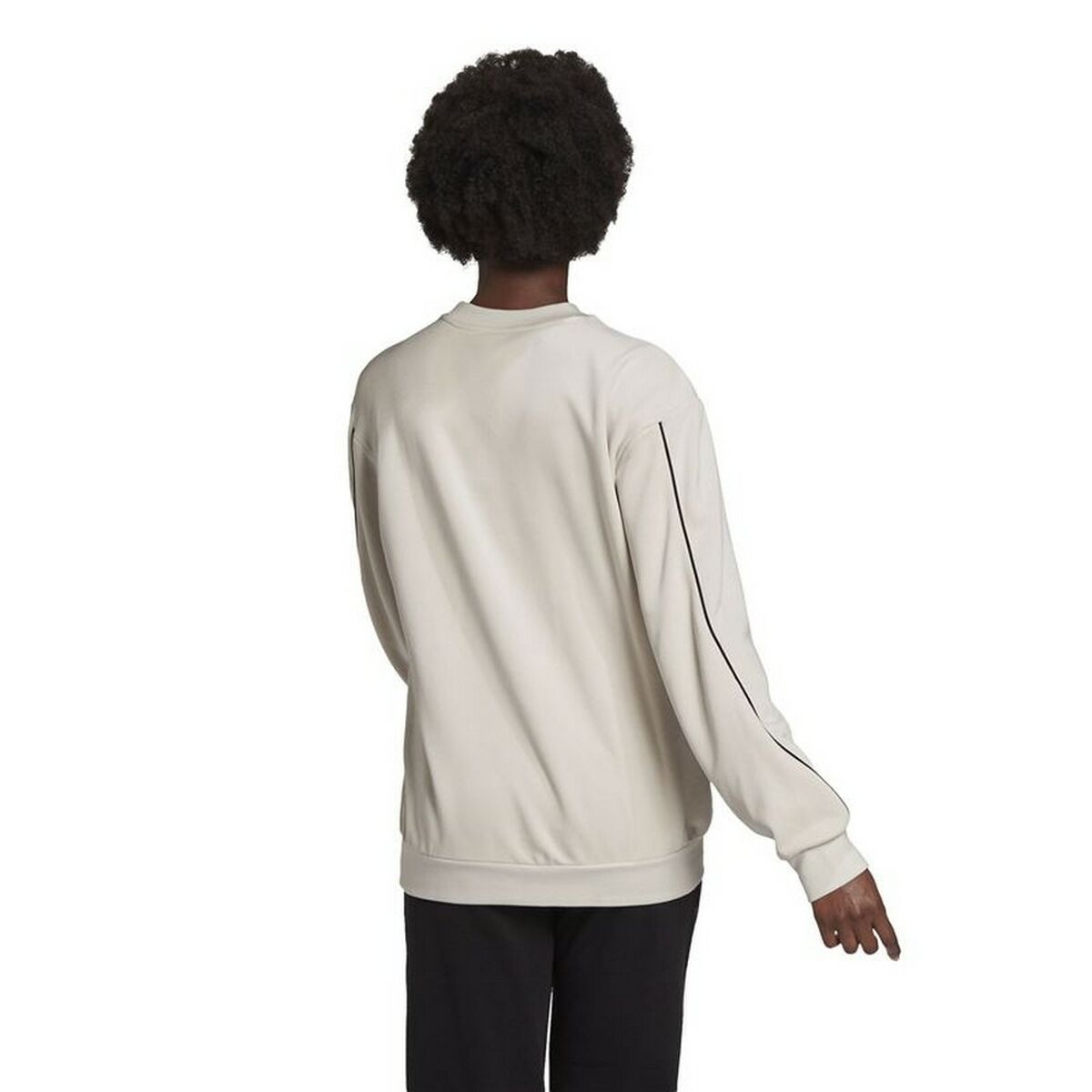 'לוגו ענק של ”אדידס נשים מכוסות”-3