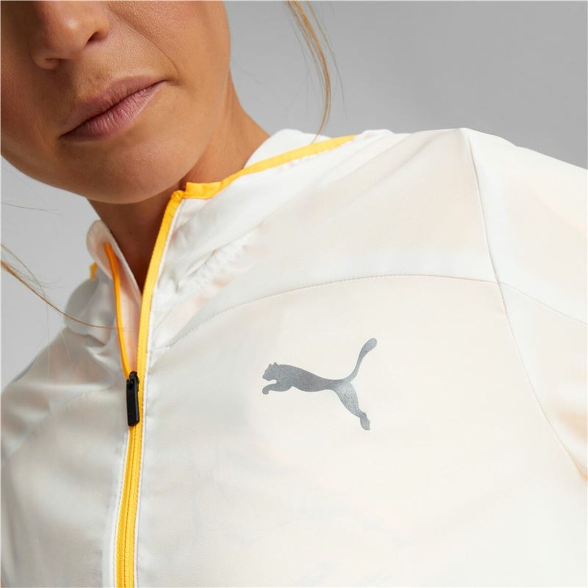 Женская спортивная куртка Puma Белый-3