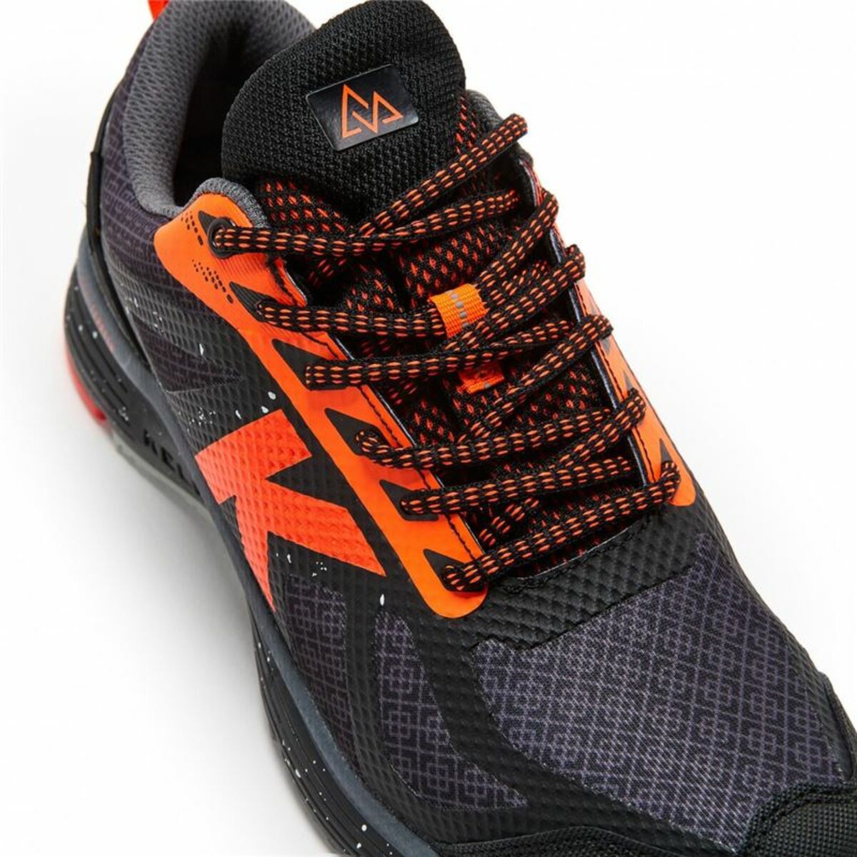 Ересектерге арналған кроссовкалар Kelme Cushion Travel Қызғылт сары/ақ-2