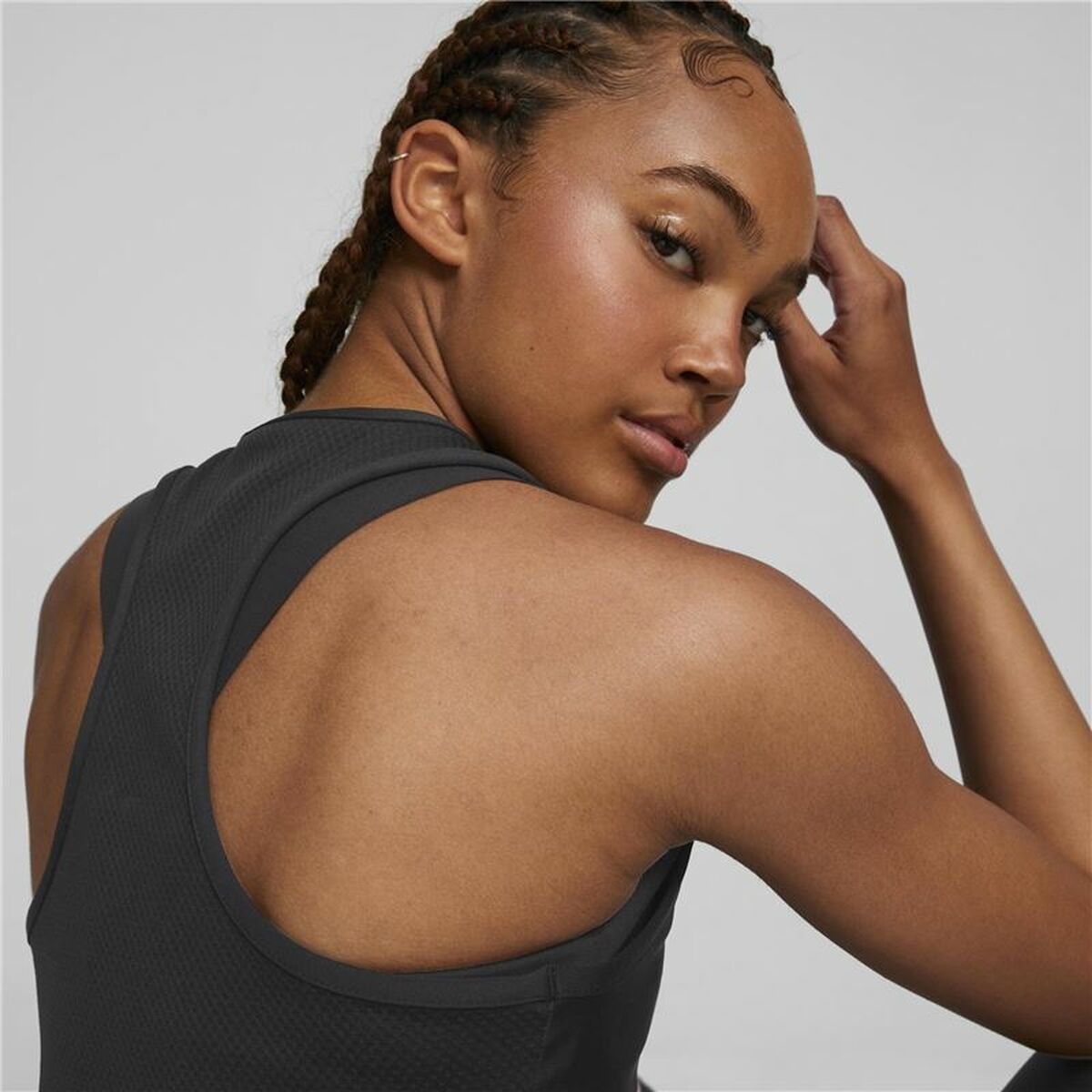 Camiseta feminina sem mangas Puma Fit Eversculpt Fitted Tank Preto-4