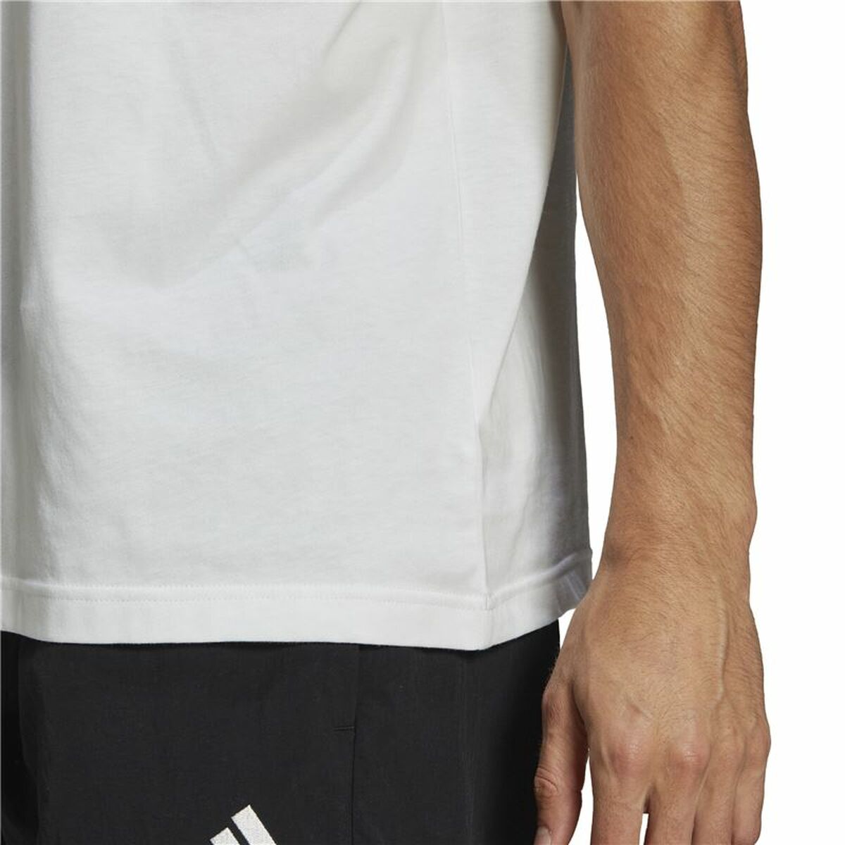 Футболка с коротким рукавом мужская Adidas Essentials Brandlove Белый-3