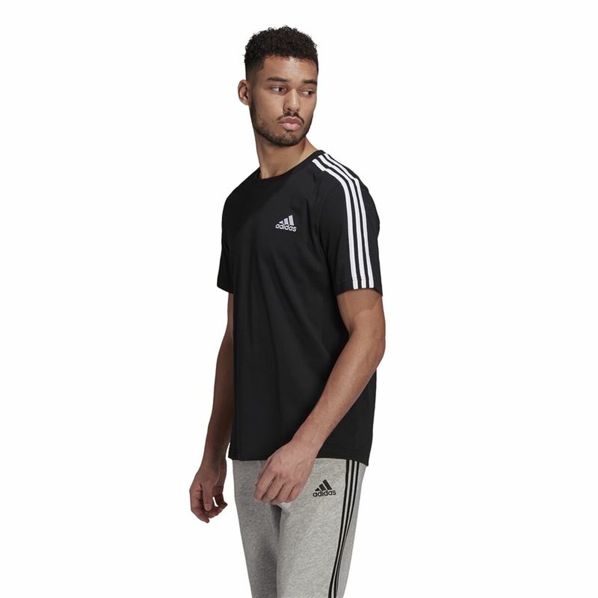 Футболка с коротким рукавом мужская Adidas  Essentials 3 bandas Чёрный-2