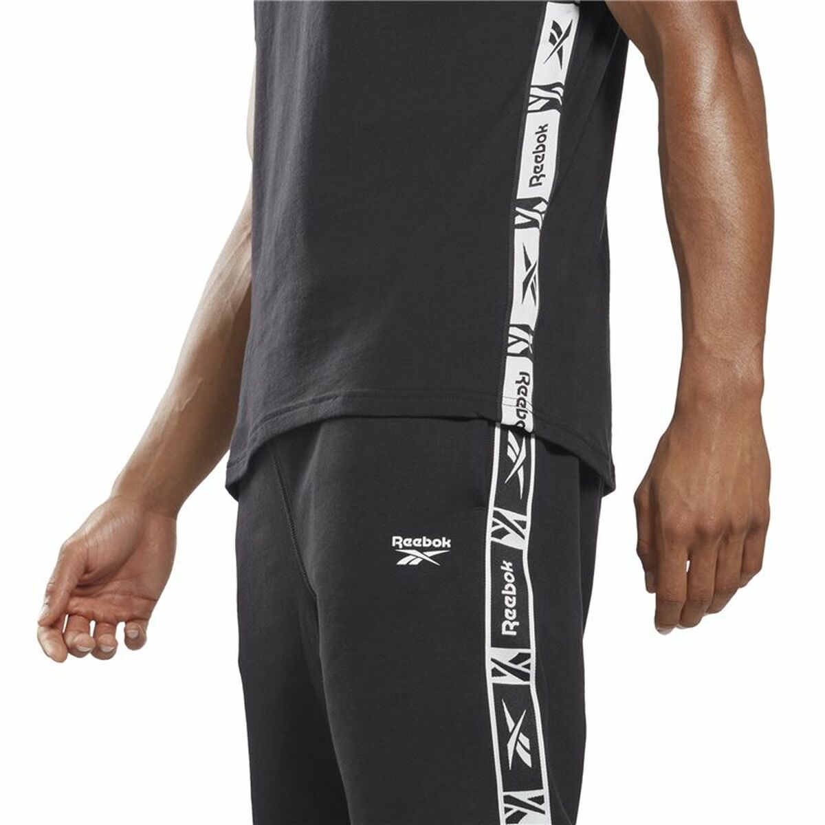 Футболка с коротким рукавом мужская Reebok Identity Чёрный-5