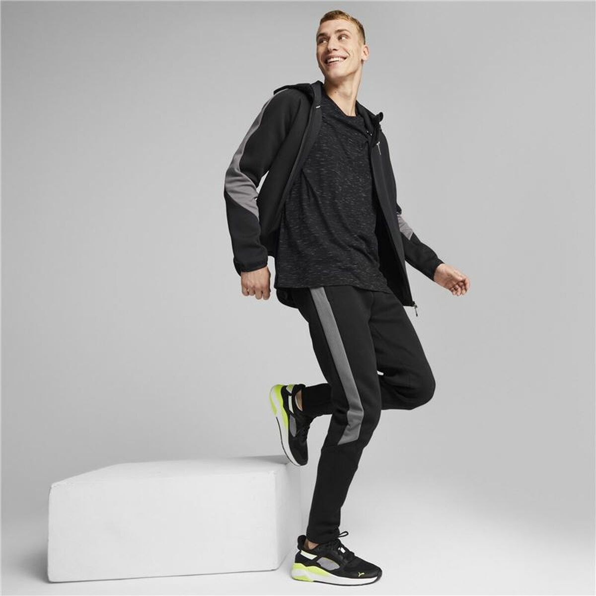 Мужская спортивная куртка Puma Evostripe-4