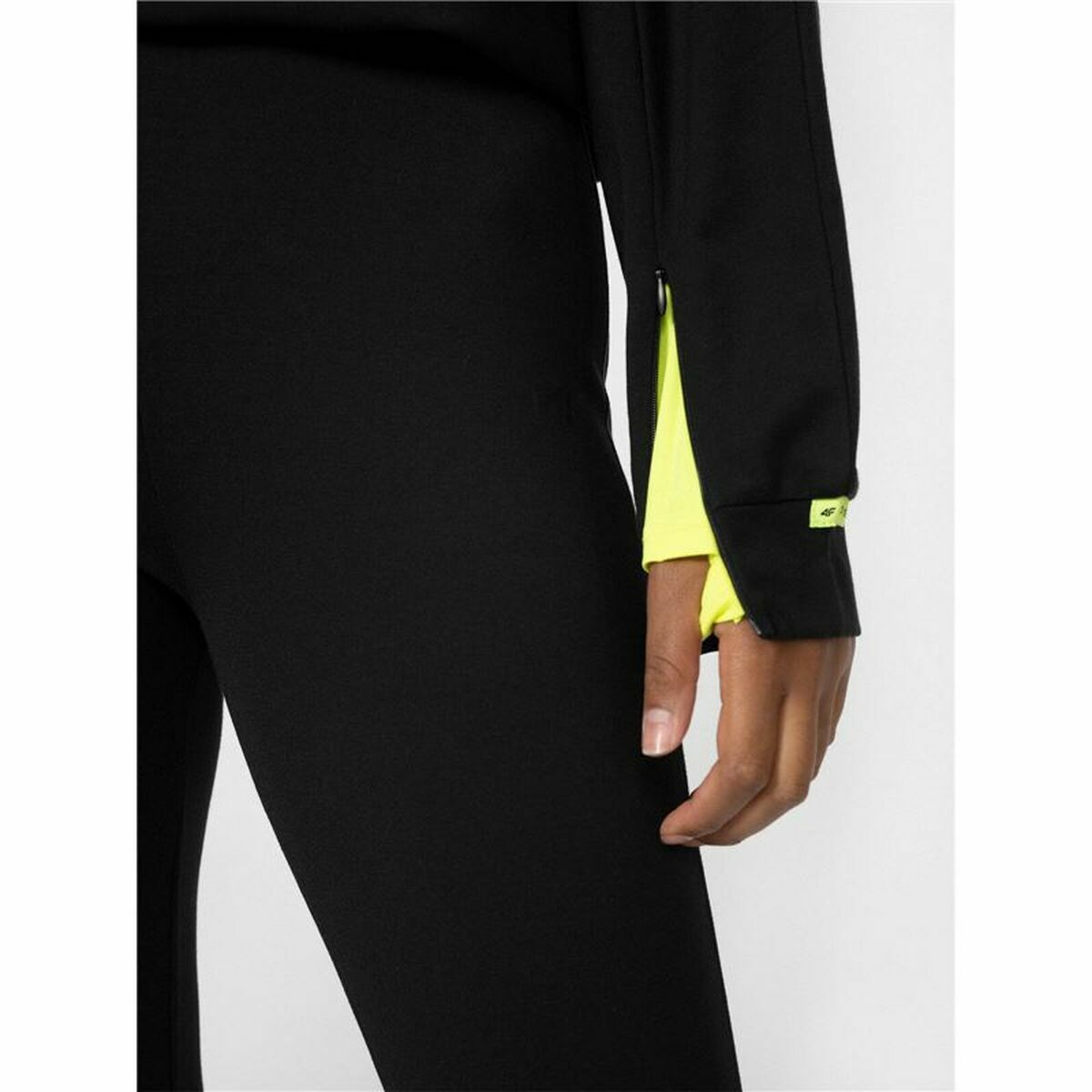 Толстовка с капюшоном женская 4F-5