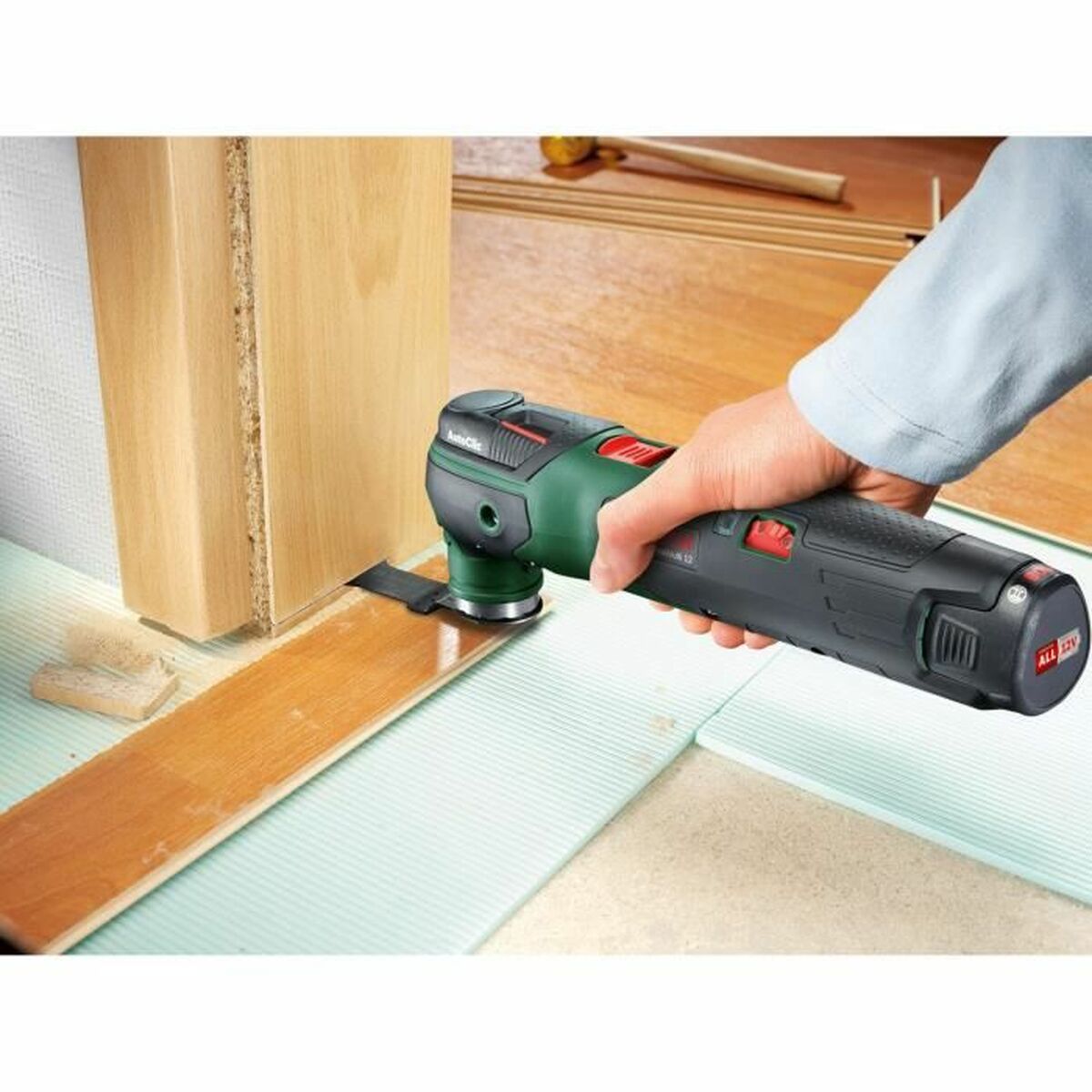 Мульти-инструмент BOSCH Universalmulti 12 12 V-6