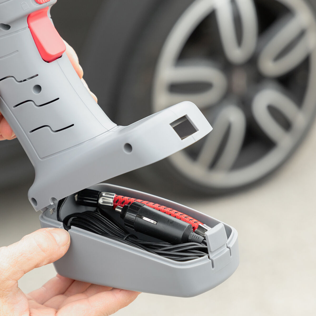 Портативный воздушный компрессор со светодиодом Airpro+ InnovaGoods-4