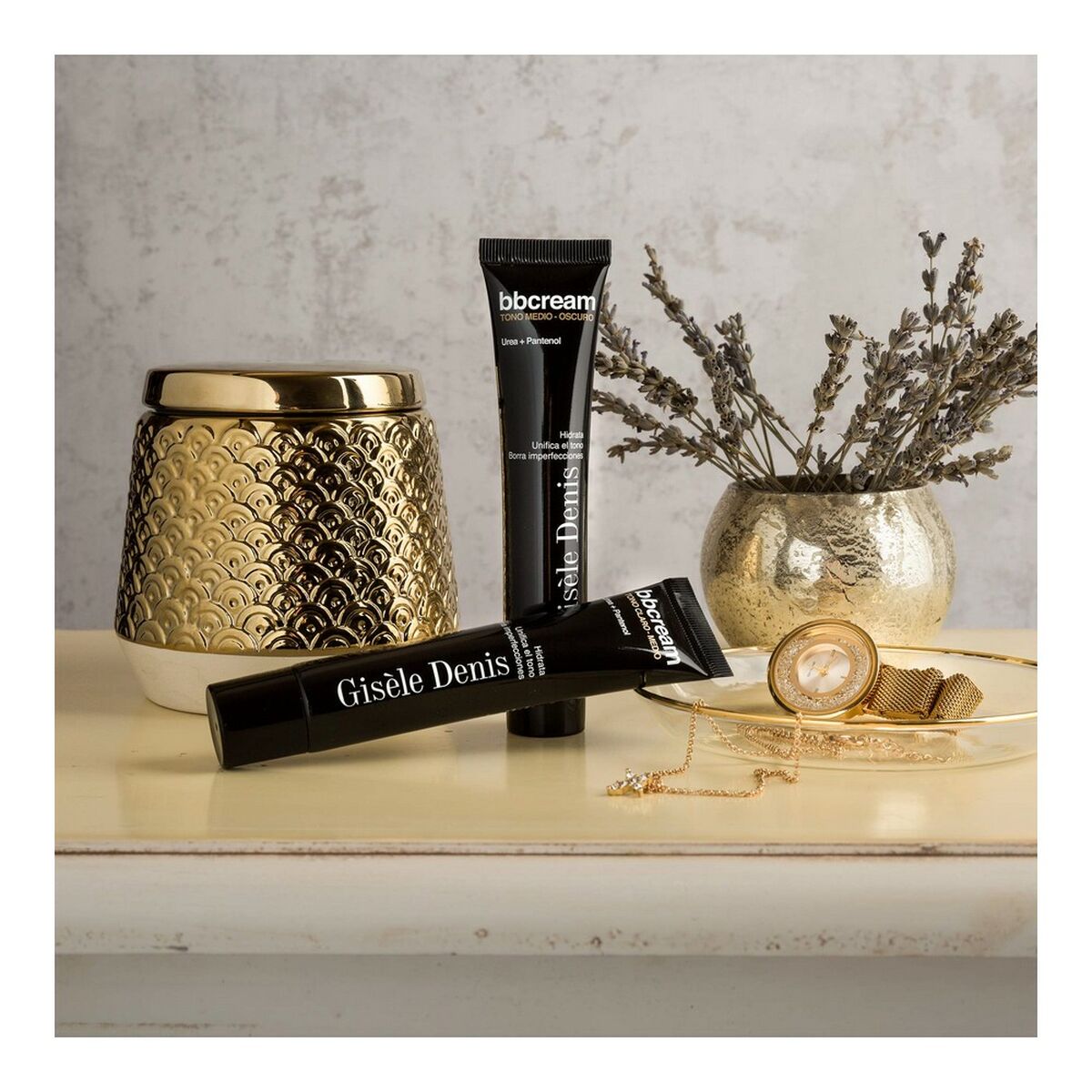 מתקן פנים בינוני ־ כהה Gisèle Denis (40 מ 