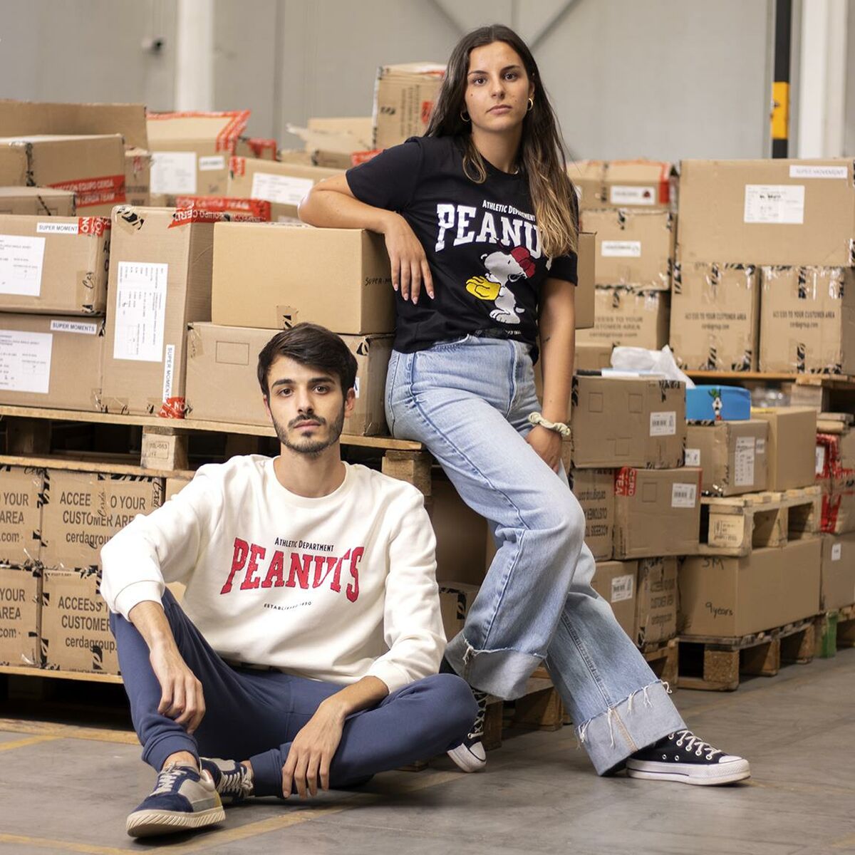 Women's Snoopy Black Short Sleeve T-Shirt-4