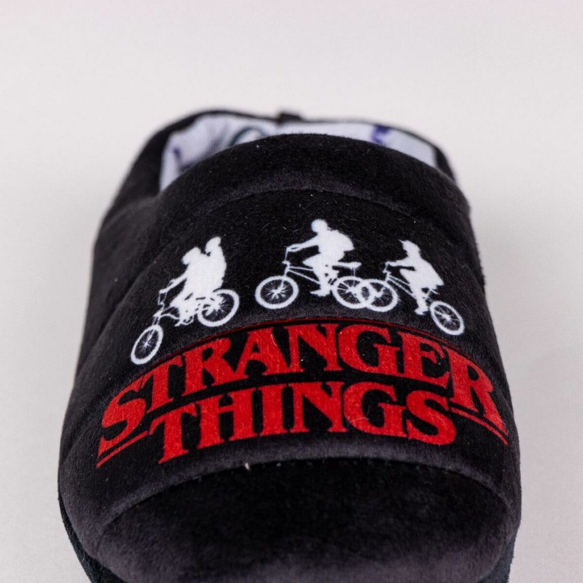 Домашними тапочками Stranger Things Чёрный-4