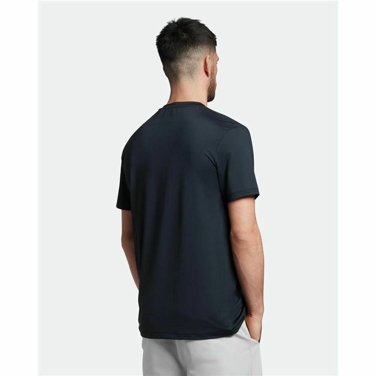 قميص Lyle & Scott Sp1-Shoulder ذو الأكمام القصيرة للرجال السود-3