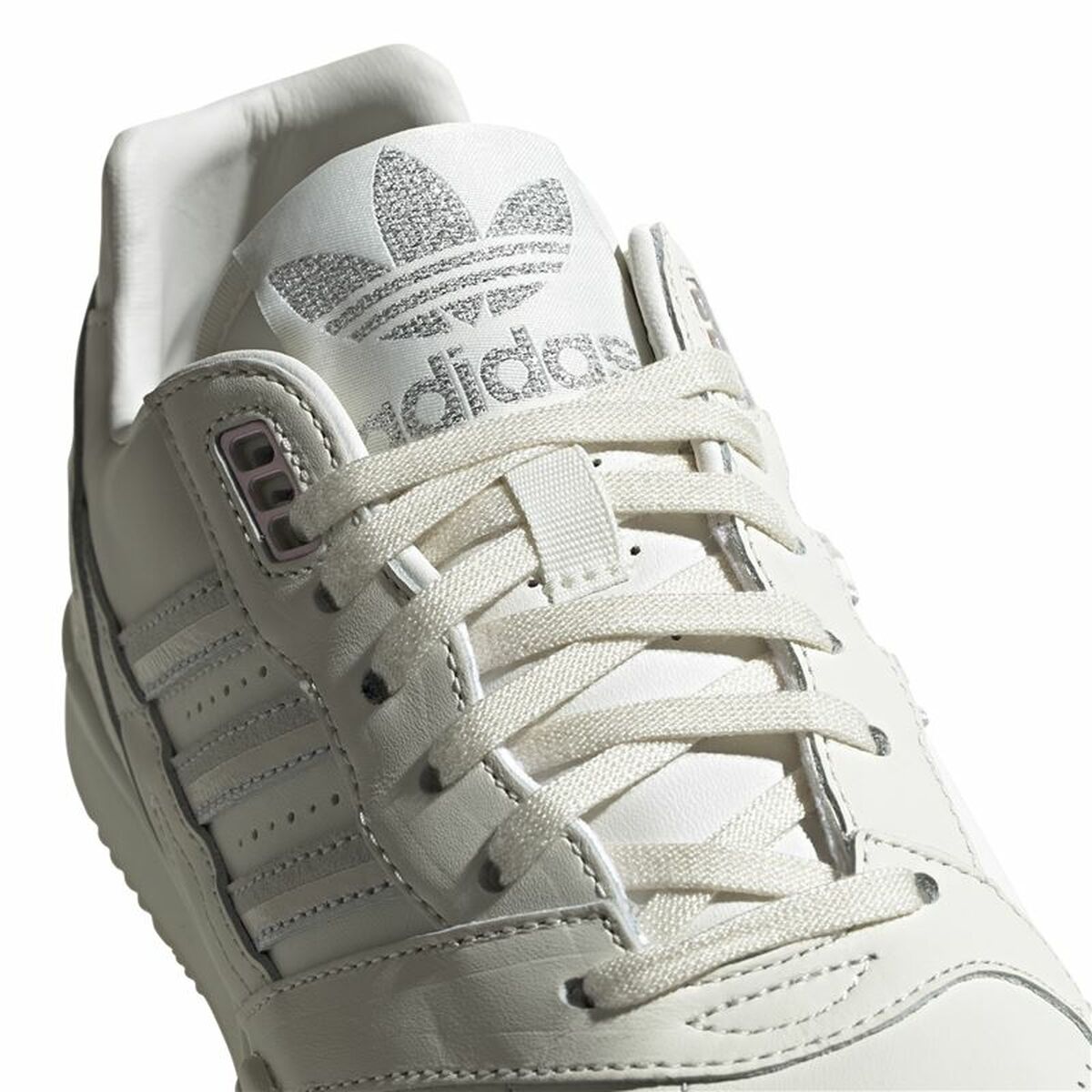 Женские спортивные кроссовки Adidas Originals A.R. Бежевый-5