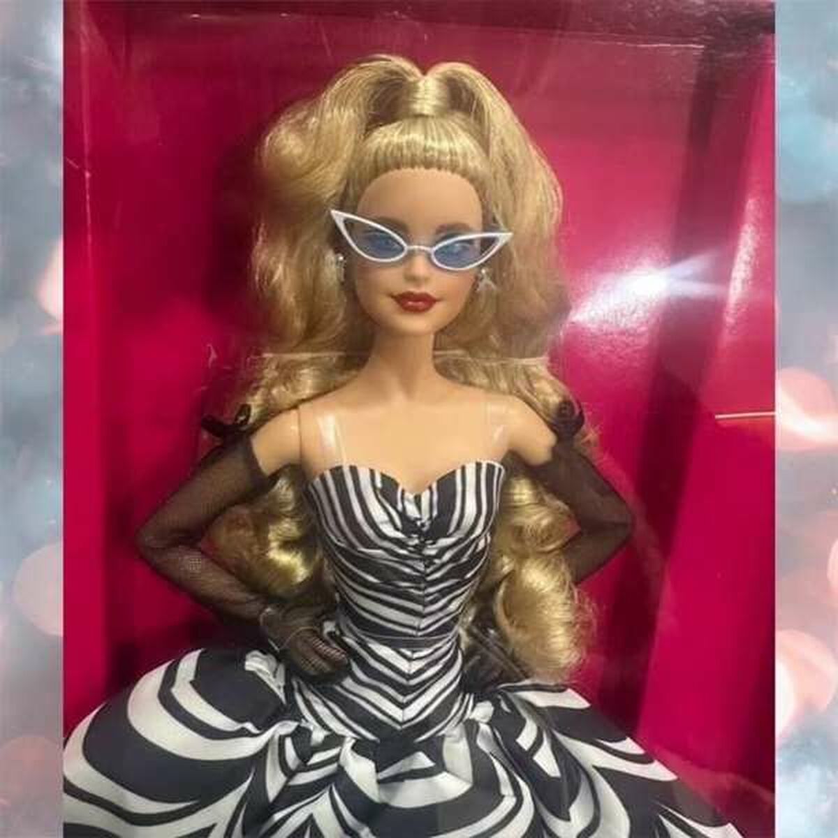 Barbie Signature 65th anniversary doll-3