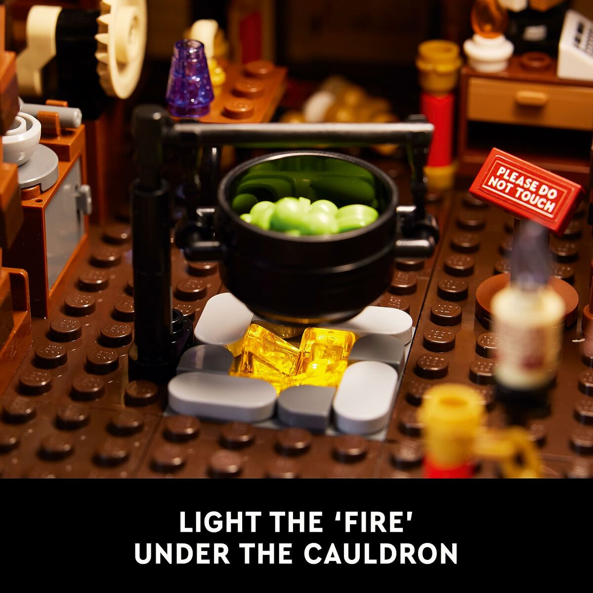 Playset Lego Disney Hocus Pocus - Sanderson Sisters' Cottage 21341 2316 Предметы-5