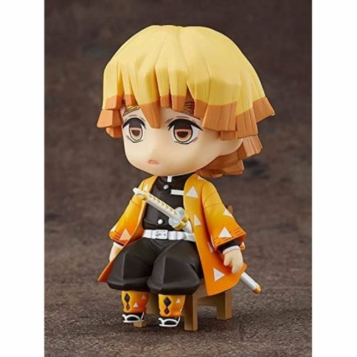 Показатели деятельности Good Smile Company Zenitsu Agatsuma Kimetsu-5