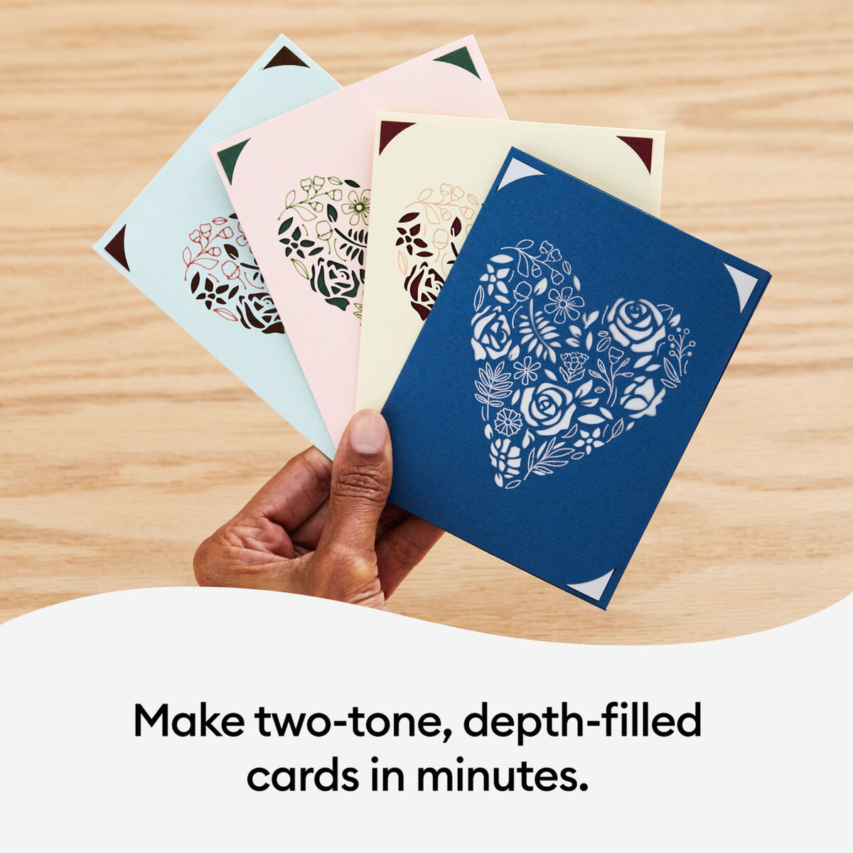 Вставьте карты для режущего плоттера Cricut Sensei R10-3