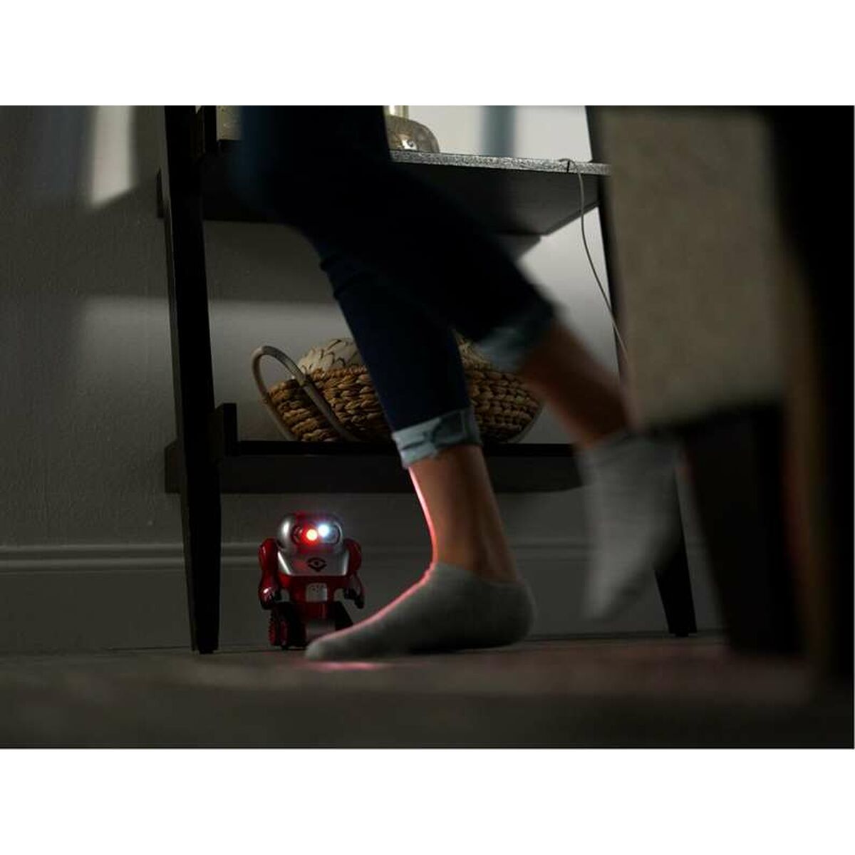 Interactive robot Bizak Spybots T.R.I.P.-8