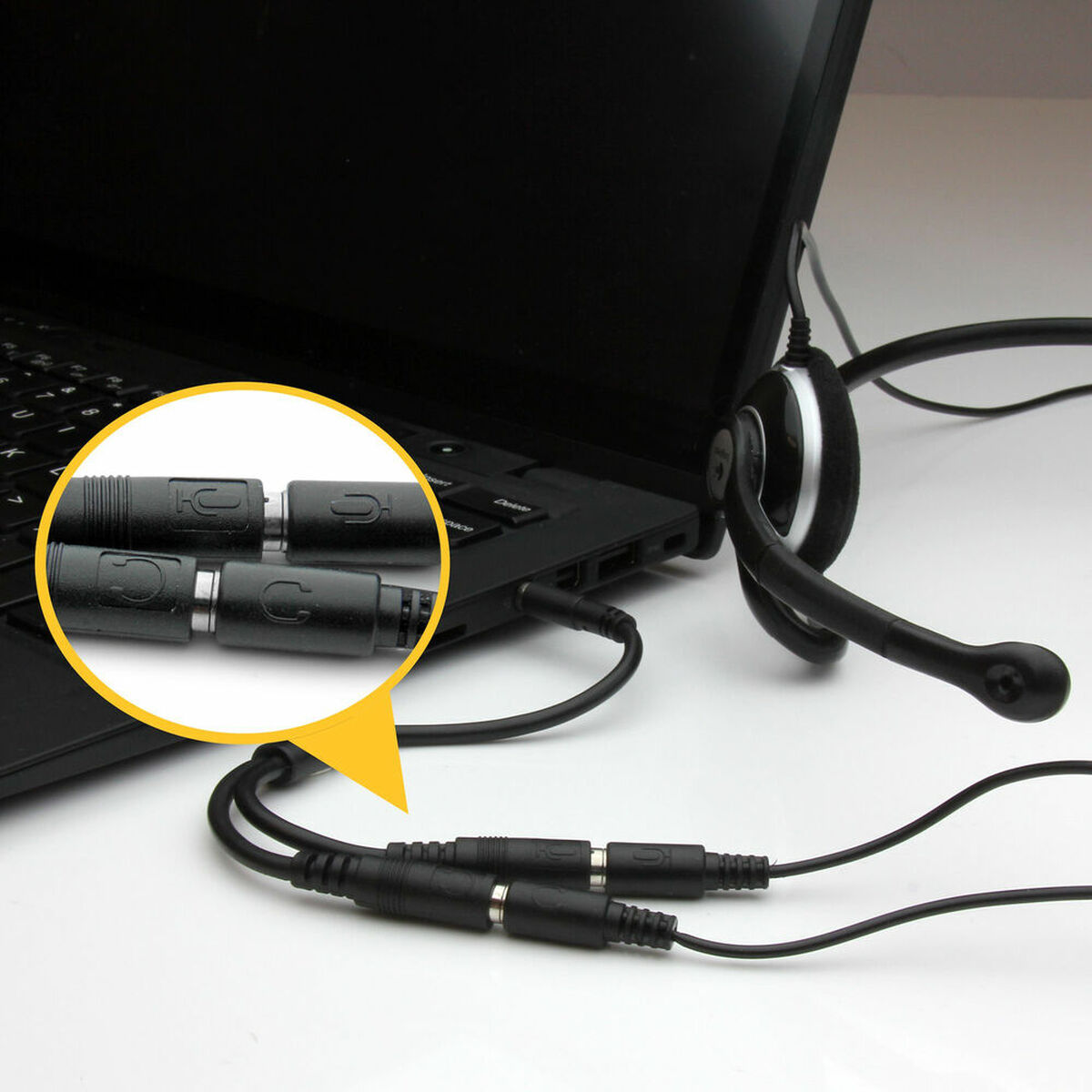 Audio plug 3.5mm Startech MUYHSMFF Black 0.2m-2