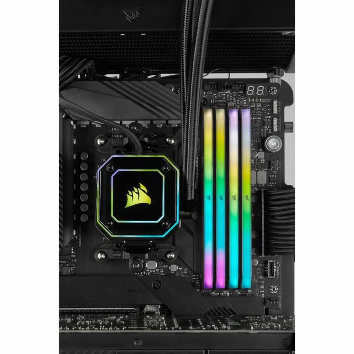 Память RAM Corsair CMN32GX4M4Z3600C18 32 GB DDR4 CL18-3