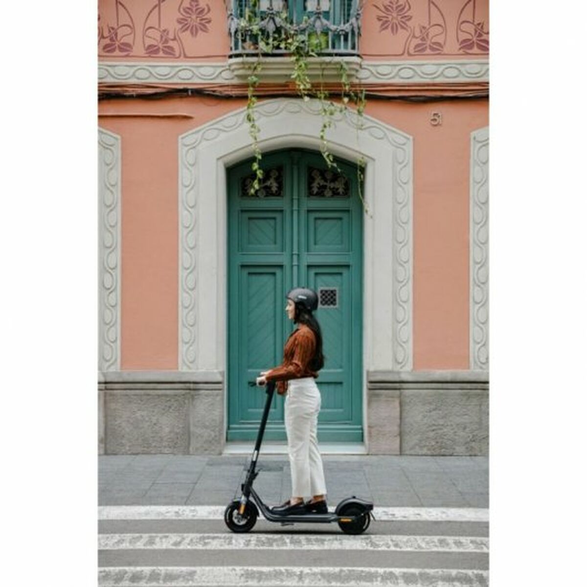 Segway Ninebot KickScooter F2Eブラック400 W-4