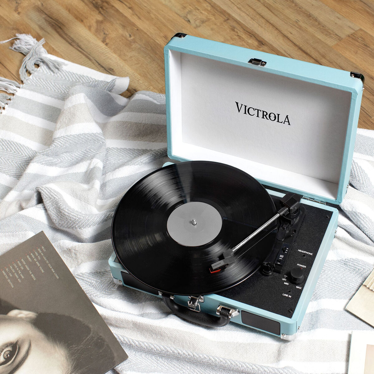 Проигрыватель пластинок Victrola Journey-2